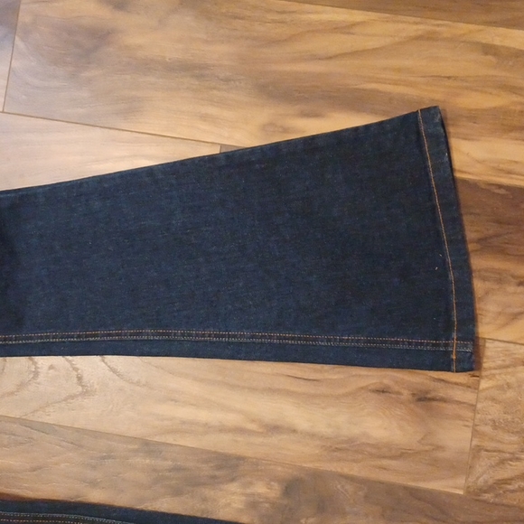 BDG Jeans Size 25 98% Cotton 2% Spandex Made U.S.A. Dark Blue Flare Jean - Picture 7 of 12